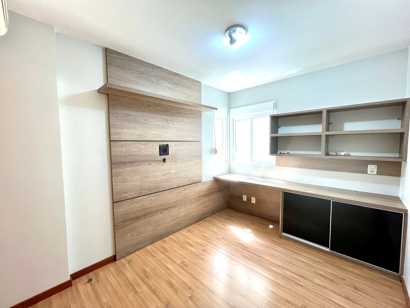 Apartamento à venda no América, Joinville · 4 quartos. Foto 17