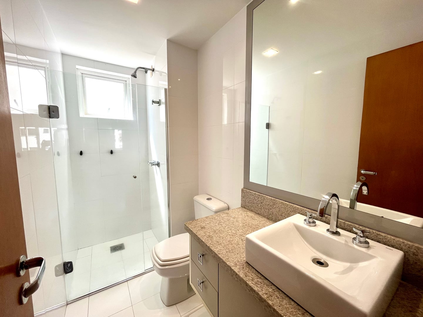 Apartamento à venda no América, Joinville · 4 quartos. Foto 21