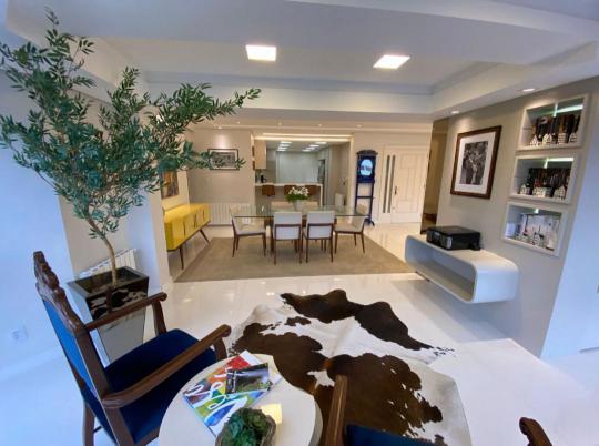 Apartamento à venda no bairro Centro, Farroupilha, Referencia: VAP090