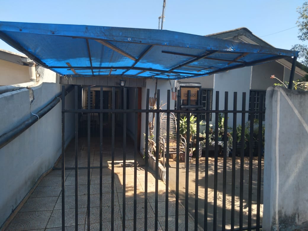 Casa, 2 quartos, 220 m² - Foto 1
