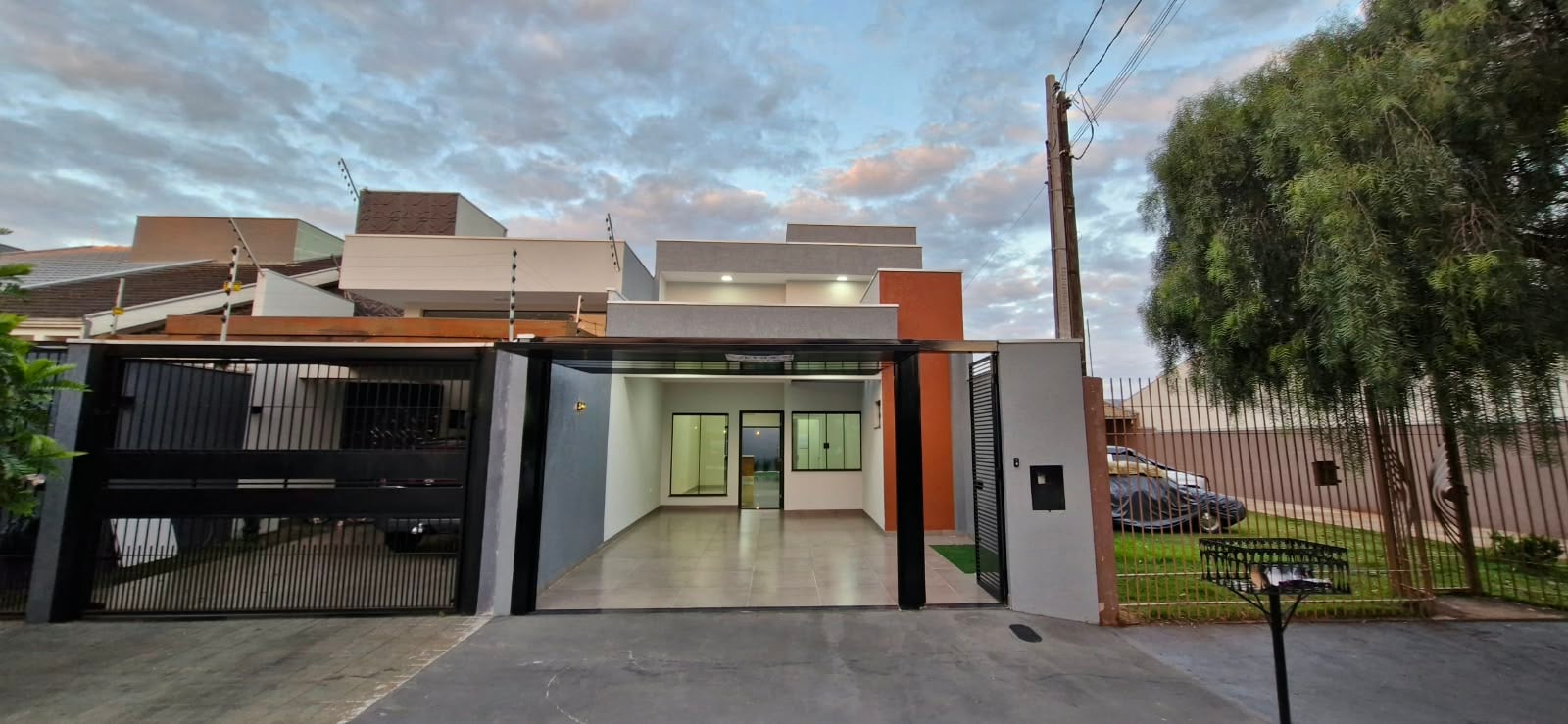 Casa, 3 quartos, 165 m² - Foto 1