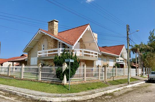 Casa - Sobrado à venda no bairro Mariluz Plano C, Imbé, Referencia: M2214